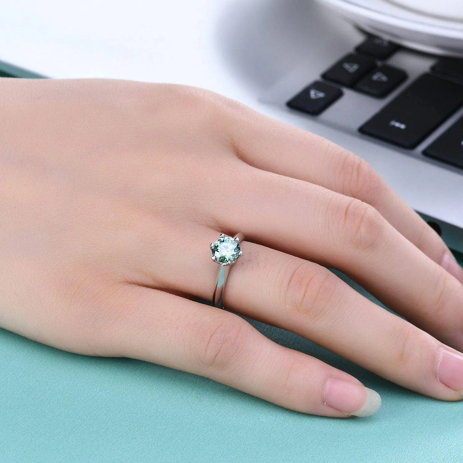 3ct Round Green Diamond Solitaire Engagement Rings