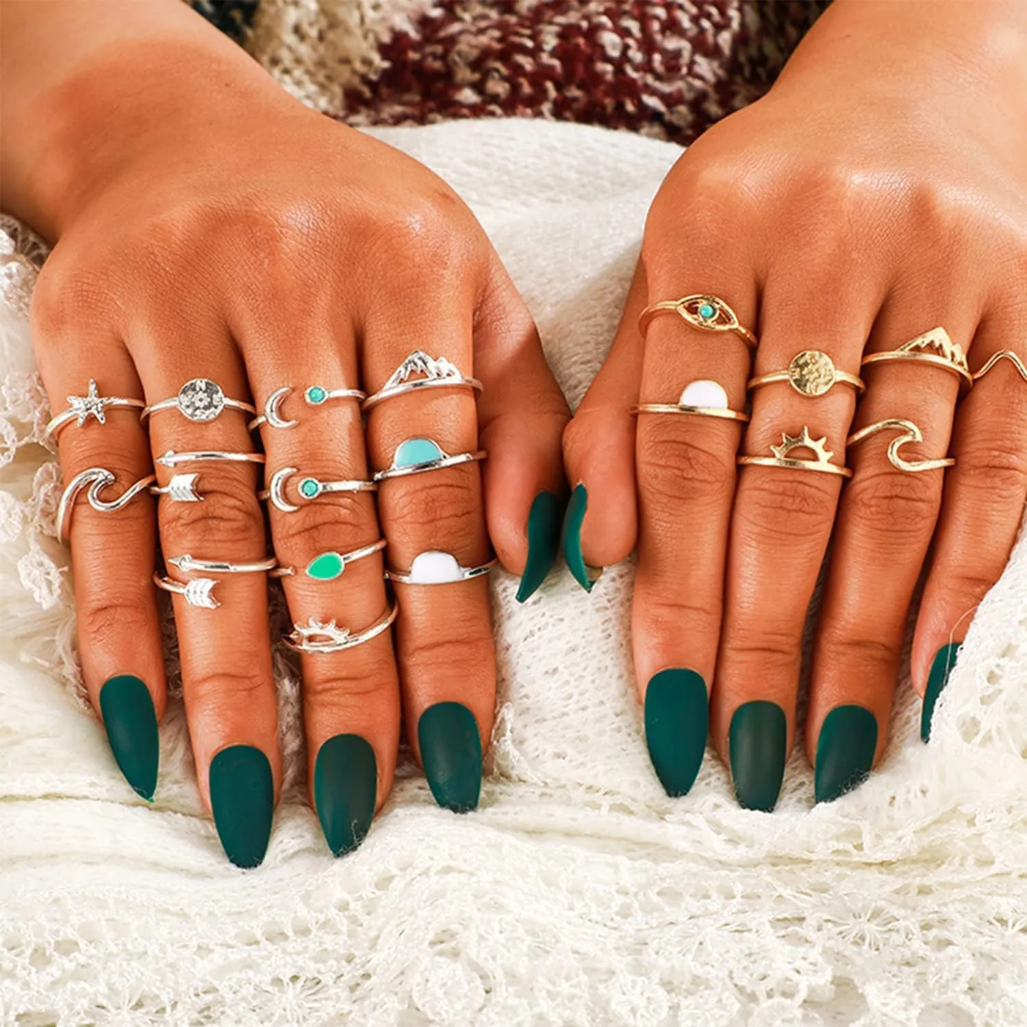 Dcfywl731 Gold Knuckle Rings Set for Women Gifts Trendy Stuff Stackable Moon Star Finger Ring Boho Vintage Midi Cute Rings Pack Jewelry Gifts