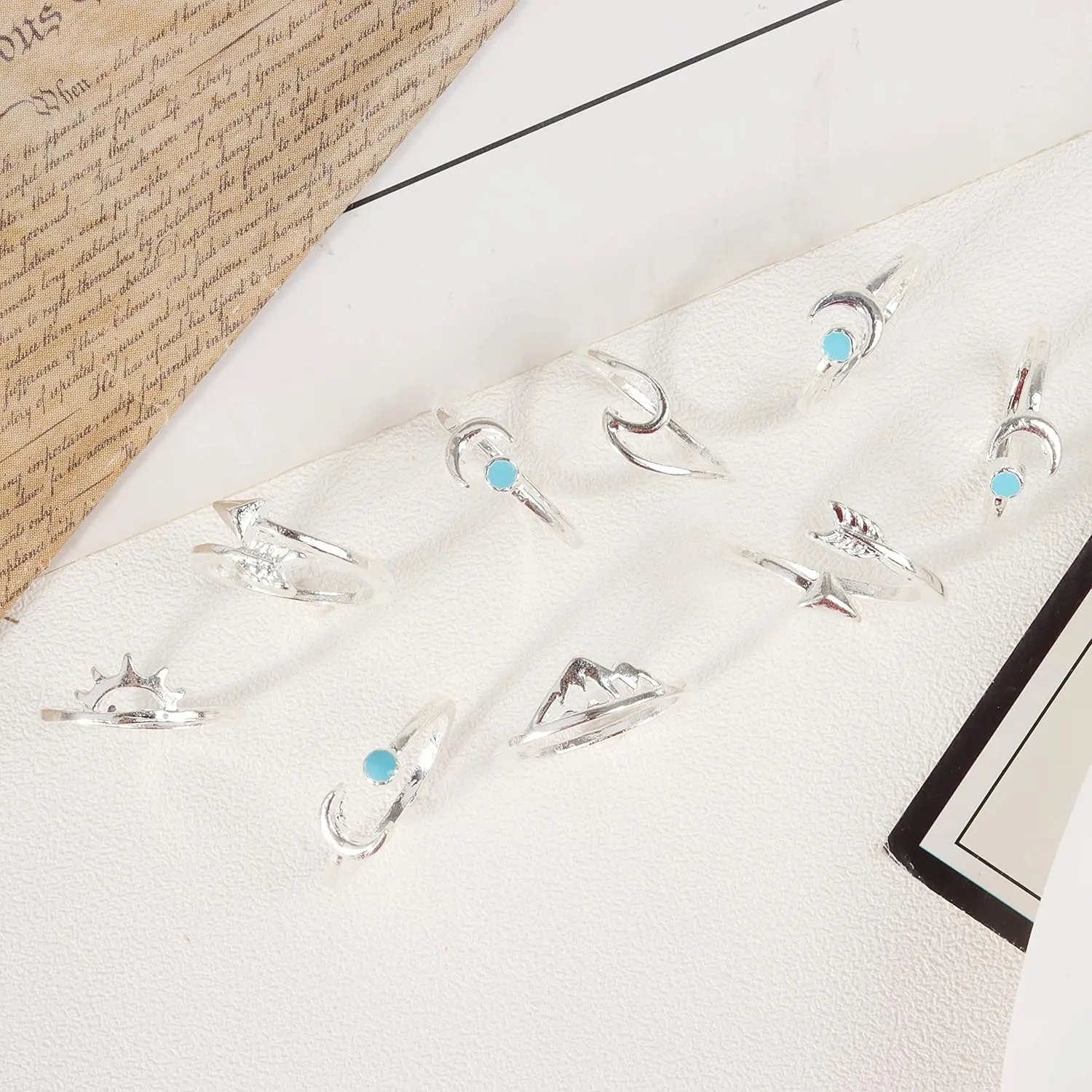Dcfywl731 Gold Knuckle Rings Set for Women Gifts Trendy Stuff Stackable Moon Star Finger Ring Boho Vintage Midi Cute Rings Pack Jewelry Gifts