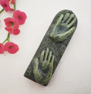 Hasta Brooch
