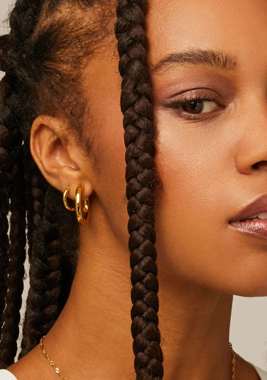Hoop Earrings 25 Semi Gold