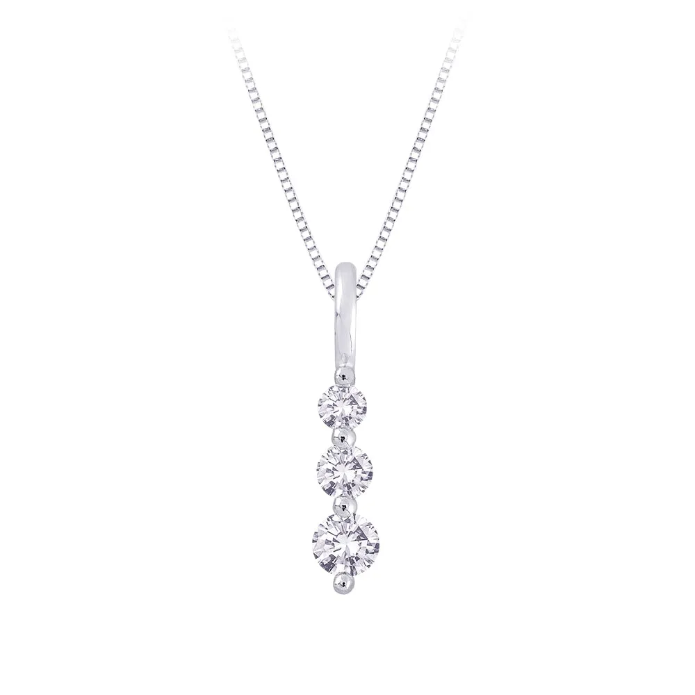 KATARINA Three Diamond Pendant Necklace (1/4 cttw IJ, I1)