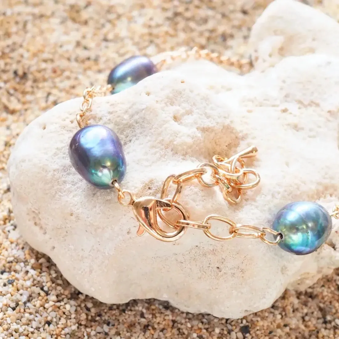 Luminous Freshwater Pearl Hawaiian Bracelet