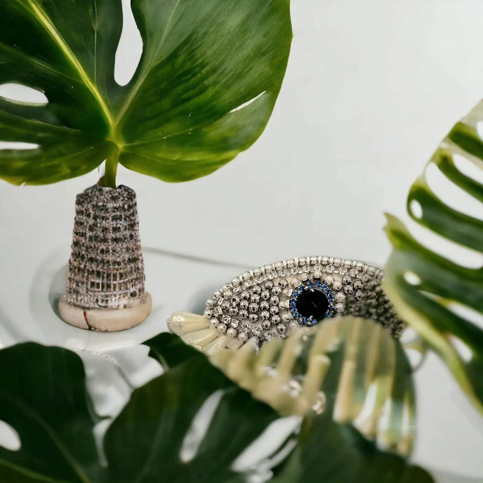 Matia brooch