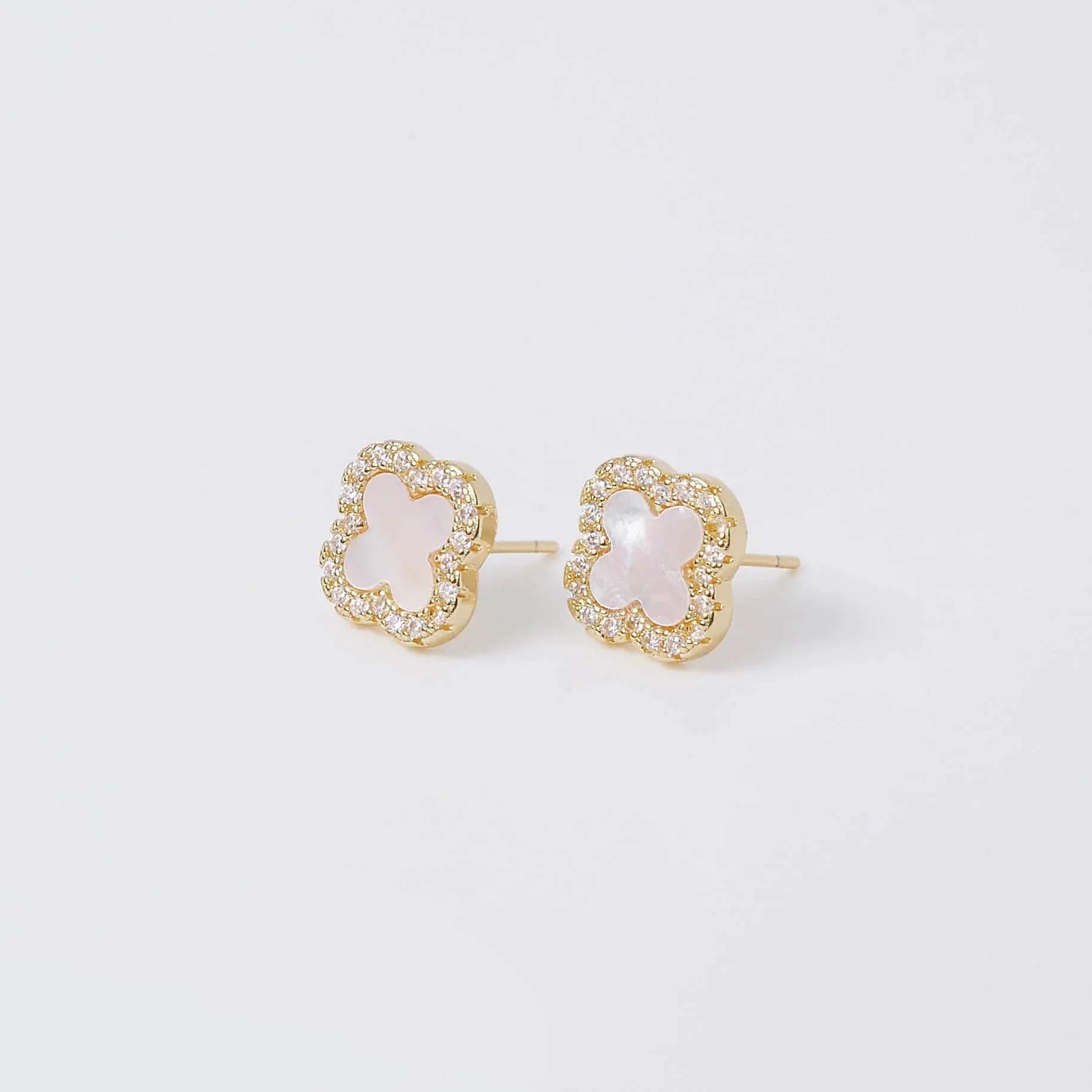 Mother of Pearl Quatrefoil Earring
